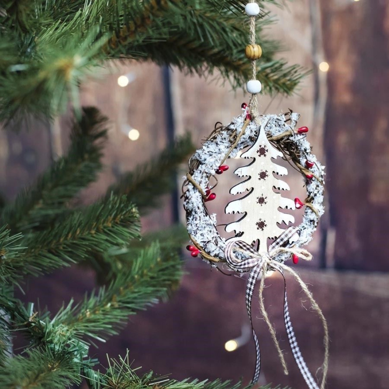 Dekoračný veniec na zavesenie