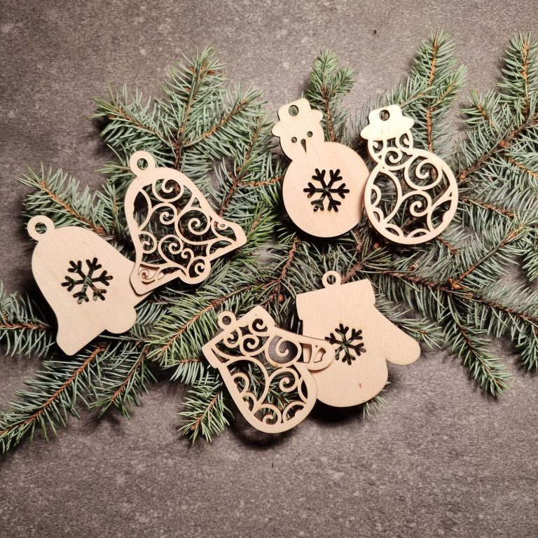 Tradičný set  - box s vianočnými ozdobami