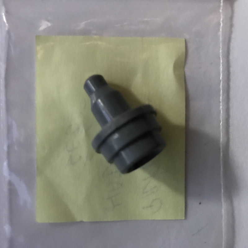 Prípojka hadice - šedá