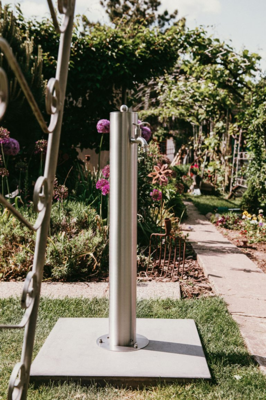 Stĺpik na vodu Royal