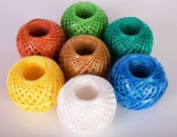 Špagát Polypropylenový 12500 DTEX / 250 G rôzne farby